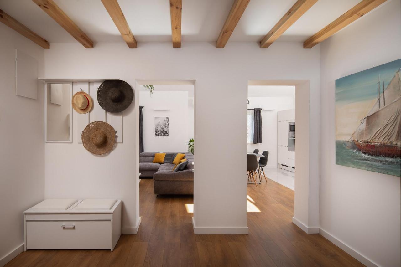 Metily Apartment Split Exterior photo